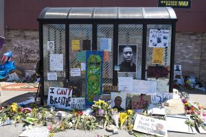 1599px-George_Floyd_Memorial_at_Chicago_Avenue__38th_Street_49953285551
