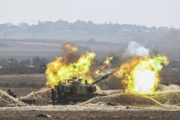 11 October 2023, Israel, Sderot: IDF fires artillery shells into Gaza as fighting between Israeli troops and Islamist Hamas militants continues. Photo by: Ilia yefimovich/picture-alliance/dpa/AP Images
