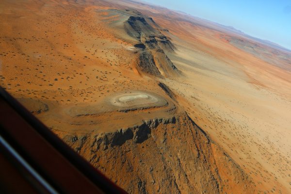 2880px-Namibia_Sperrgebiet_Vogelperspektive