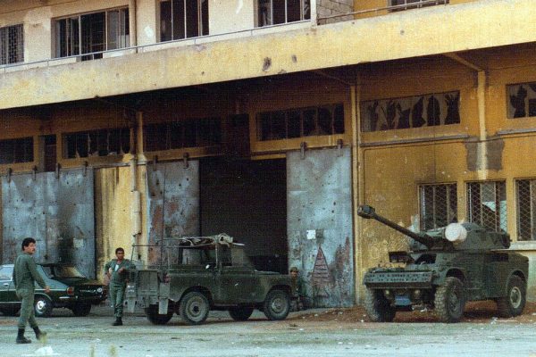 960px-Lebanese_Army,_Beirut,_Lebanon_1982
