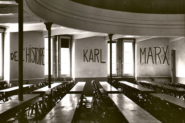 Graffito_in_University_of_Lyon_classroom_during_student_revolt_of_1968