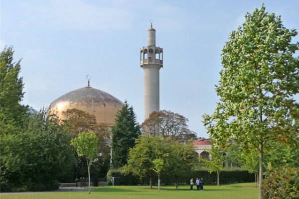 Regents_Park_with_Mosque_in_background_-_geograph.org_.uk_-_1502319