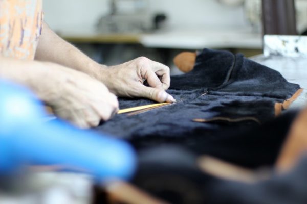 leather-factory-worker-1461099378JED